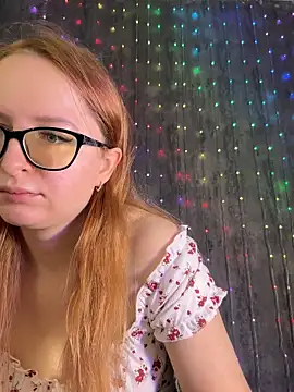 coy girl  online show from February 4, 11:49 am