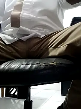 Antony-5045 online show from April 12, 11:32 pm