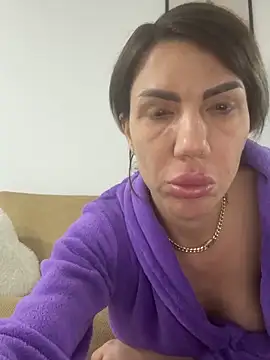 Snapshot of Missolevelvet chatting on January 16, 7:18 pm Missolevelvet online show from January 16, 7:18 pm