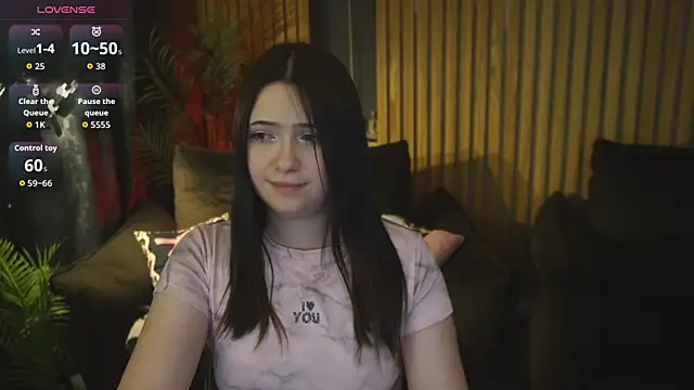 Snapshot of MargaritaGrey chatting on June 24, 7:13 pm MargaritaGrey online show from June 24, 7:13 pm