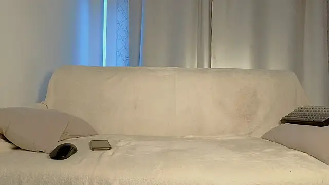 Snapshot of first_mark chatting on February 1, 5:22 pm first mark online show from February 1, 5:22 pm