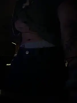 JoeyBlazy online show from April 27, 7:39 am