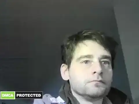 Snapshot of 007mark5xl chatting on March 1, 3:58 pm 007mark5xl online show from March 1, 3:58 pm