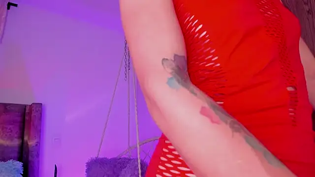 miss  charlotte7 online show from April 18, 2:26 am