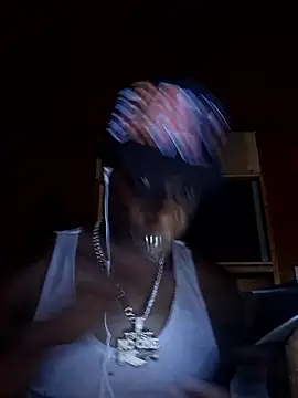 Snapshot of wetmouthrio_ chatting on May 18, 10:32 am wetmouthrio online show from May 18, 10:32 am