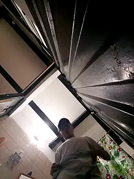 SlowHeat online show from January 12, 4:23 pm