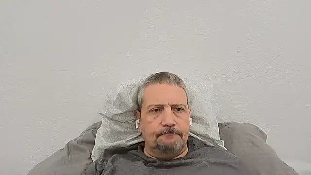 ShayB12 online show from January 12, 5:29 pm