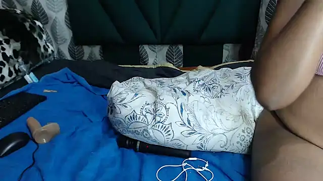 Nellybba online show from February 23, 5:54 pm