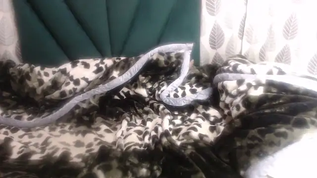 Snapshot of Nellybba chatting on March 8, 4:22 pm Nellybba online show from March 8, 4:22 pm