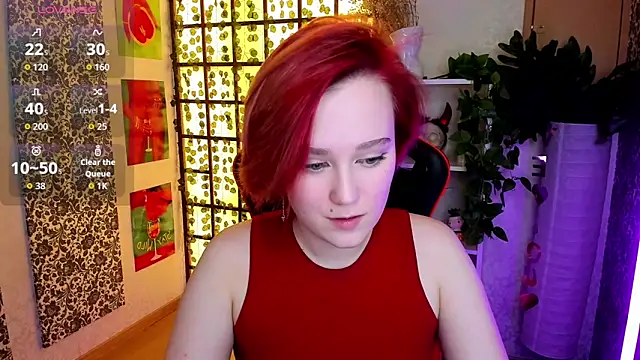 Ellie Heavenly online show from April 18, 8:40 am