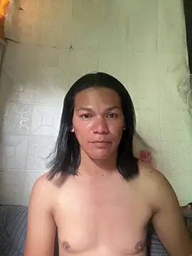 HugeAgatha online show from March 26, 5:35 am