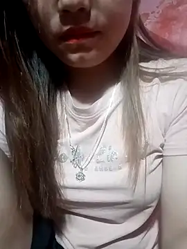 natra0033 online show from April 7, 8:09 pm