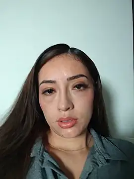Snapshot of anny_bianchy chatting on May 21, 9:16 am anny bianchy online show from May 21, 9:16 am