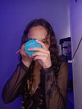 AlexxaAndRileyy online show from February 13, 4:58 pm