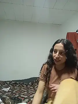 AlexxaAndRileyy online show from May 4, 6:59 pm