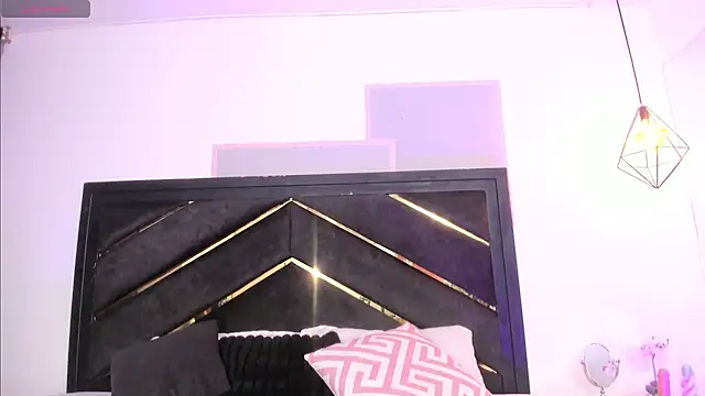 april jones05 online show from April 17, 11:24 am