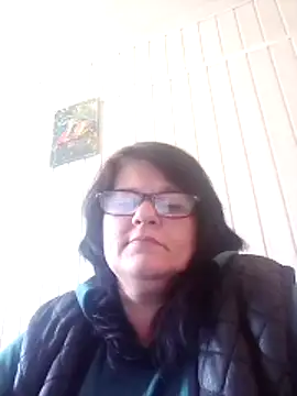 NysiOlsen online show from April 17, 9:56 am