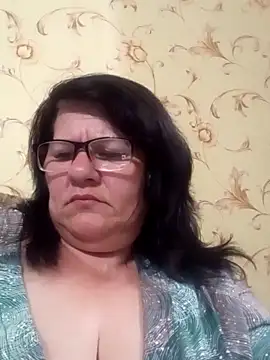 NysiOlsen online show from May 21, 7:43 pm
