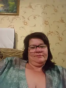 NysiOlsen online show from May 29, 8:07 pm