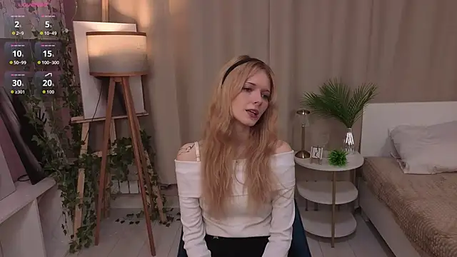 JuanaSumma online show from April 13, 6:08 am