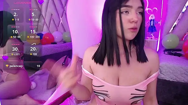 Madyson Hill online show from April 1, 1:41 pm