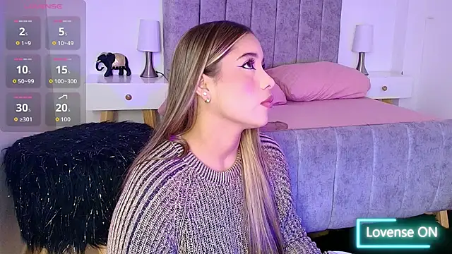 Lucy Carson  online show from February 17, 4:20 am