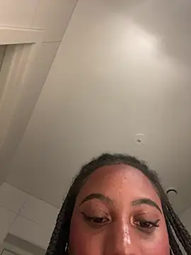 xo steffyxo 4 online show from April 8, 9:15 pm