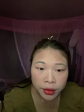 Emxinh123cute online show from January 14, 2:28 am