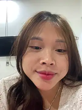 Emxinh123cute online show from January 14, 2:33 pm