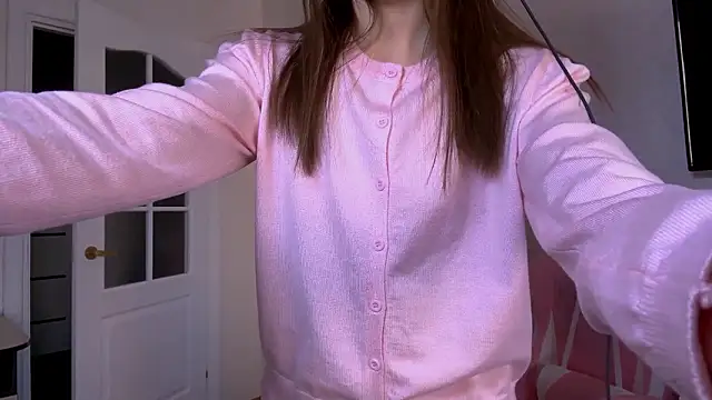 Snapshot of MarcelaBlas chatting on February 1, 7:07 am MarcelaBlas online show from February 1, 7:07 am