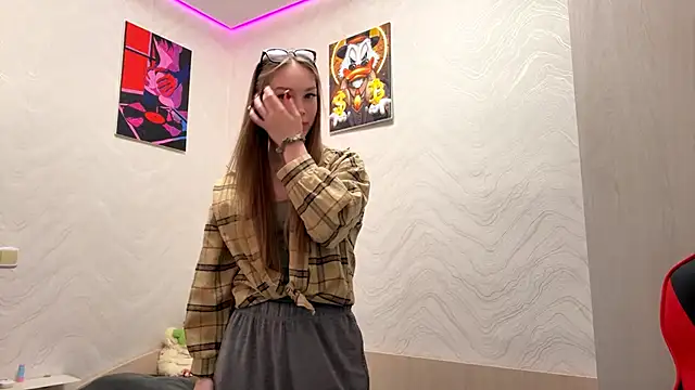 LaurynKand online show from January 15, 6:07 am