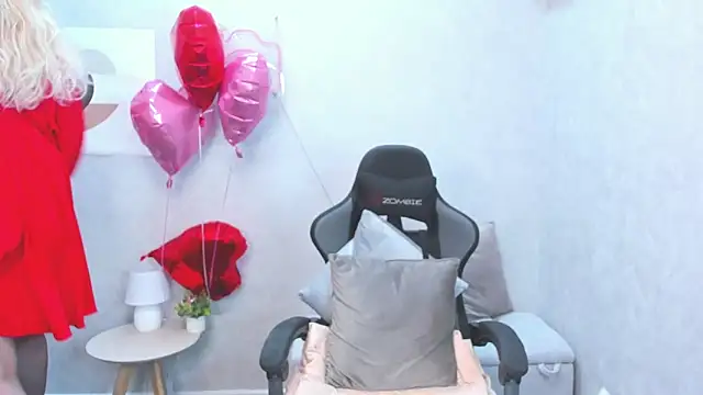 Victoria Nelson online show from February 14, 1:24 am