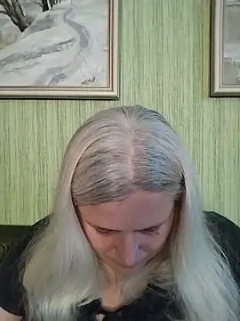 Snapshot of NyushaLollipop chatting on May 21, 4:03 pm NyushaLollipop online show from May 21, 4:03 pm