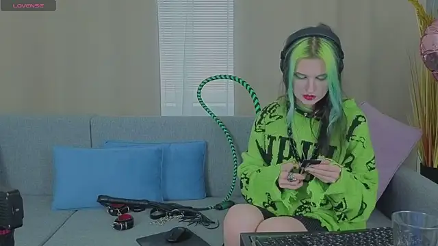 ToxicKittyy online show from February 13, 2:24 pm