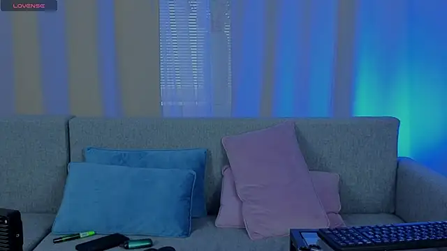 ToxicKittyy online show from February 14, 2:25 pm