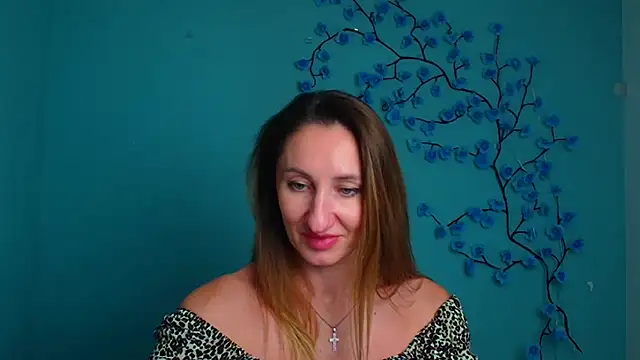 Diana Sweeet  online show from February 6, 12:30 pm