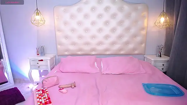 Snapshot of Malory_Rivers chatting on February 20, 12:49 pm Malory Rivers online show from February 20, 12:49 pm