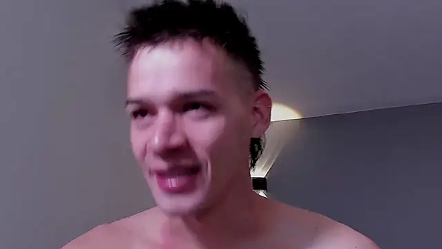 Snapshot of DrakeCarter chatting on February 15, 1:31 pm DrakeCarter online show from February 15, 1:31 pm