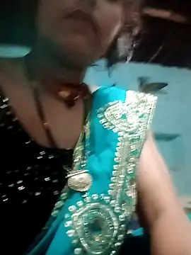 Snapshot of Roshni5050 chatting on June 12, 4:28 pm Roshni5050 online show from June 12, 4:28 pm
