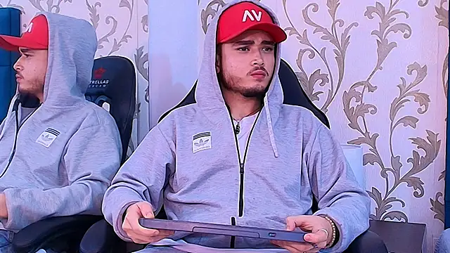 Snapshot of Salvattore_Muller chatting on February 7, 2:37 am Salvattore Muller online show from February 7, 2:37 am