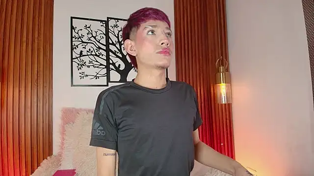 Taylor Snow online show from February 2, 8:29 pm