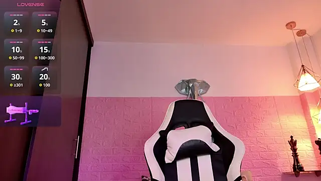 Dulce Stormy online show from February 6, 12:19 pm