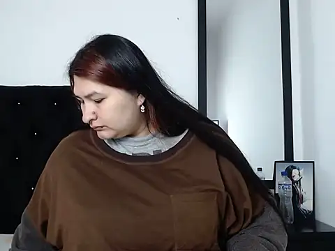 LauraHorny69 online show from January 14, 2:55 pm