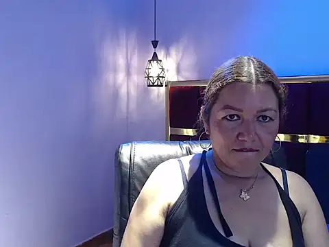 Snapshot of Andry_will chatting on February 7, 7:06 pm Andry will online show from February 7, 7:06 pm