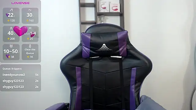 Snapshot of Giannagp chatting on March 3, 7:53 pm Giannagp online show from March 3, 7:53 pm