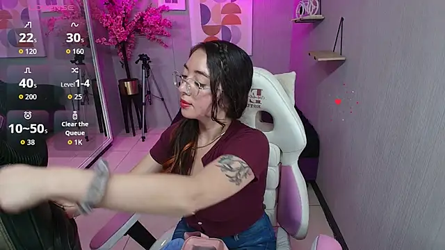 Veronica miiller online show from March 5, 7:21 pm