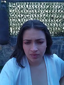 Snapshot of By_Lia chatting on February 27, 8:09 pm By Lia online show from February 27, 8:09 pm