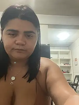 Snapshot of MorenaCariok chatting on February 23, 9:45 pm MorenaCariok online show from February 23, 9:45 pm