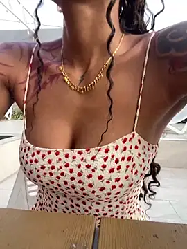 LizStorm  online show from June 20, 12:08 pm