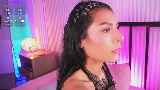 Molly  davis online show from March 5, 7:32 pm